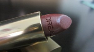 L’Oreal-Color-Riche-Lipstick-–-Mica-3
